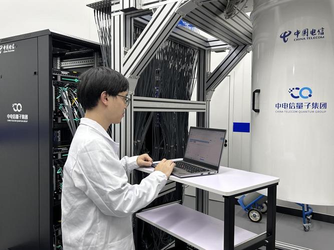 量子计算机调试工程师:站在量子计算机身后的"幕后